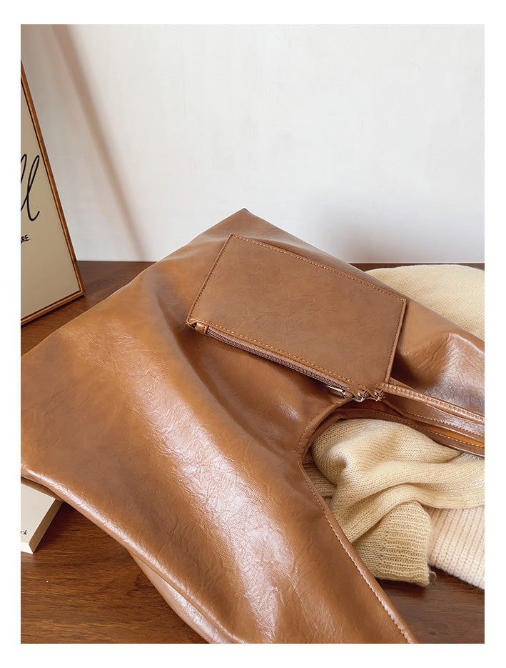 Women’s Simple Leather Tote Bag for Everyday City Outfits