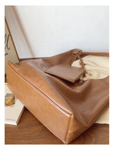 Women’s Simple Leather Tote Bag for Everyday City Outfits