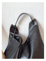 Women’s Simple Leather Tote Bag for Everyday City Outfits