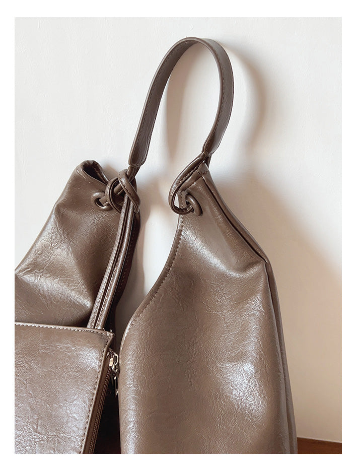 Women’s Simple Leather Tote Bag for Everyday City Outfits