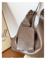 Women’s Simple Leather Tote Bag for Everyday City Outfits