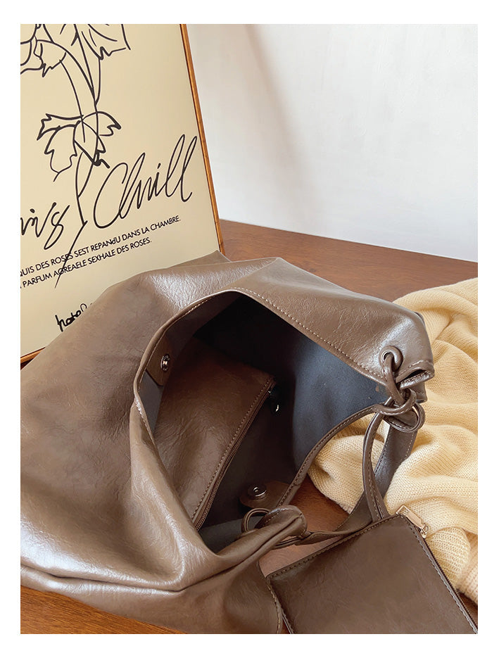 Women’s Simple Leather Tote Bag for Everyday City Outfits