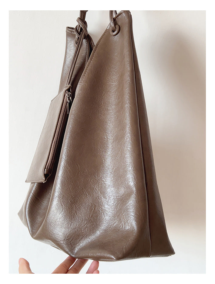 Women’s Simple Leather Tote Bag for Everyday City Outfits