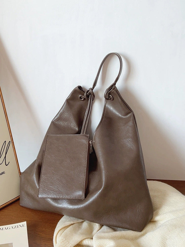 Women’s Simple Leather Tote Bag for Everyday City Outfits