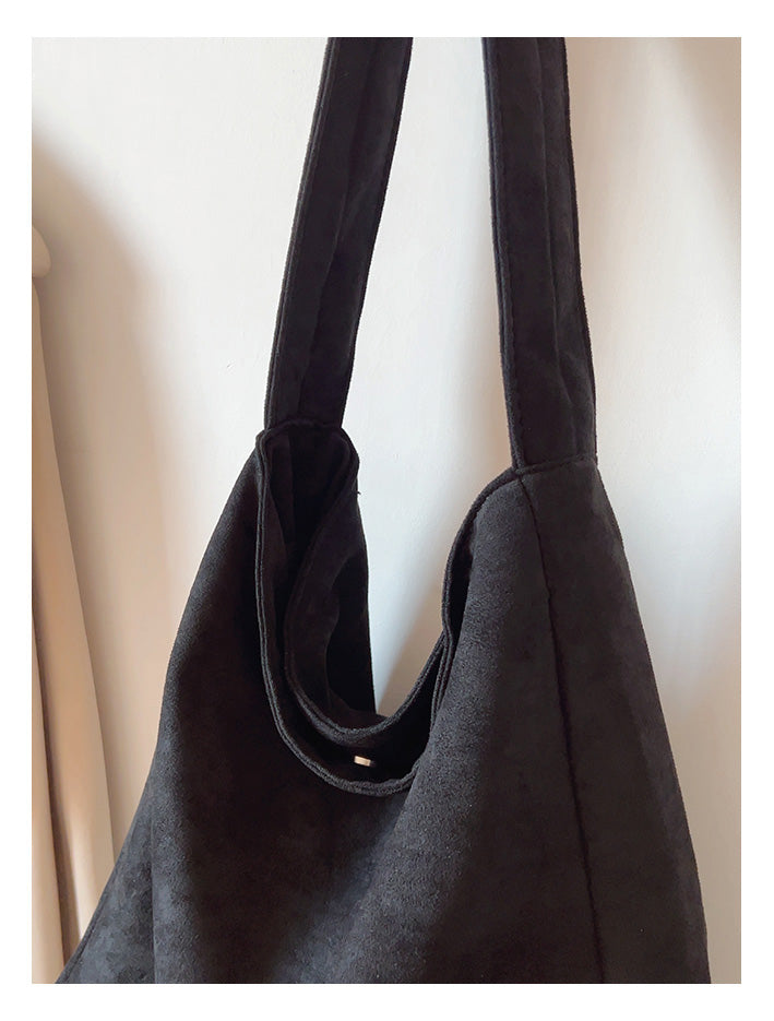 Women’s Soft Leather Soft Suede Shoulder Bag for Everyday City Outfits