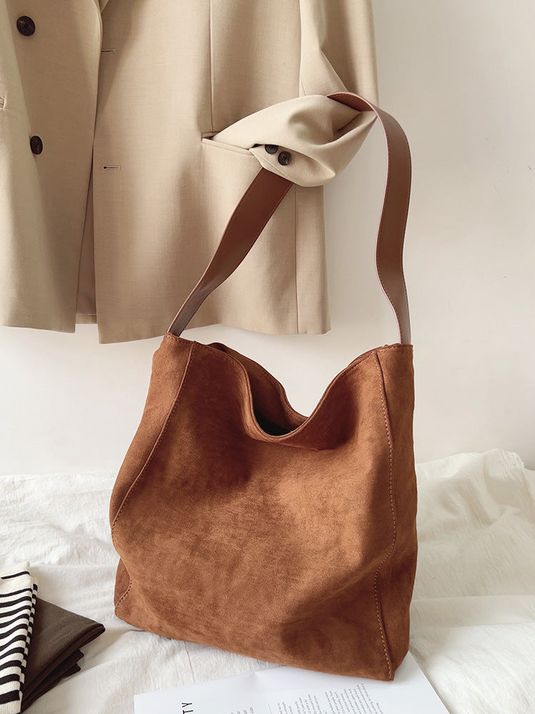 Women’s Soft Leather Soft Suede Shoulder Bag for Everyday City Outfits