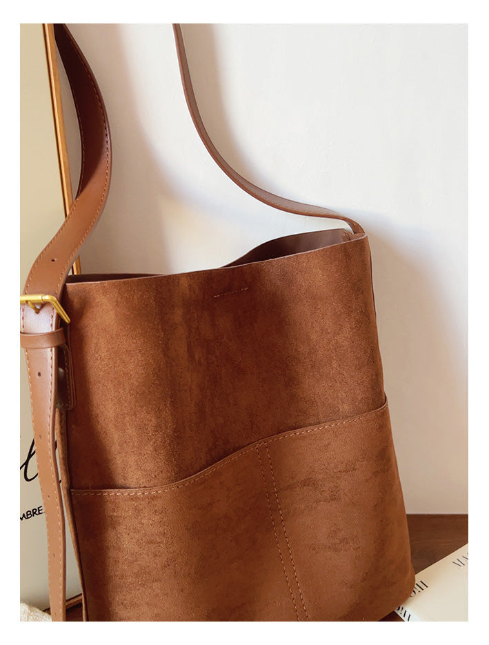 Women’s Soft Leather Soft Suede Shoulder Bag for Everyday City Outfits