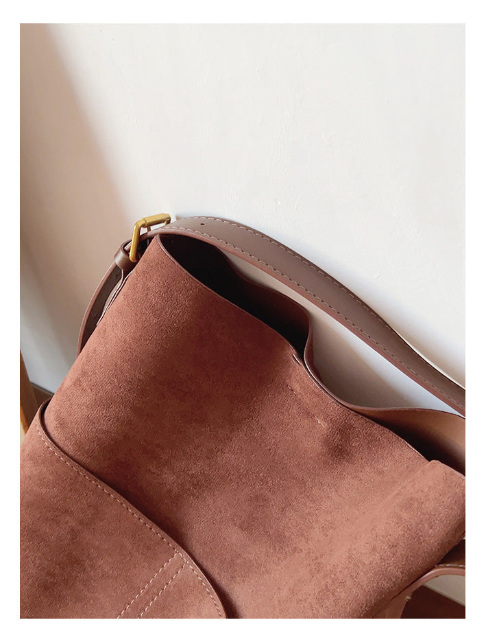 Women’s Soft Leather Soft Suede Shoulder Bag for Everyday City Outfits