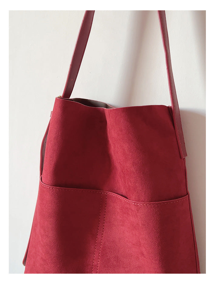 Women’s Soft Leather Soft Suede Shoulder Bag for Everyday City Outfits