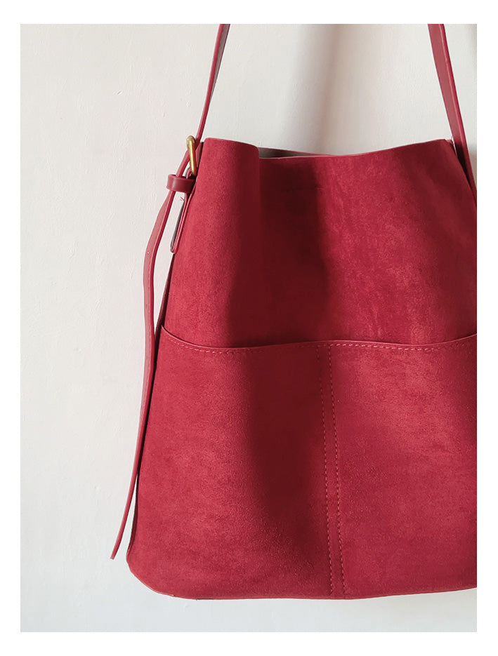 Women’s Soft Leather Soft Suede Shoulder Bag for Everyday City Outfits