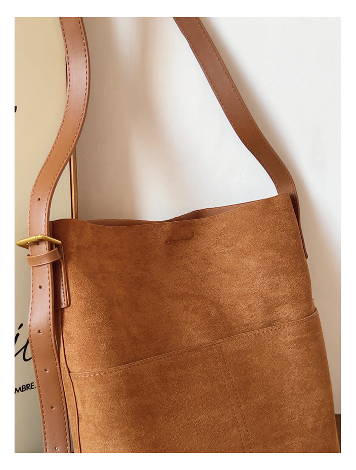 Women’s Soft Leather Soft Suede Shoulder Bag for Everyday City Outfits