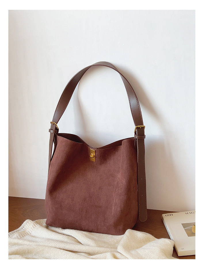Women’s Soft Leather Soft Suede Shoulder Bag for Everyday City Outfits