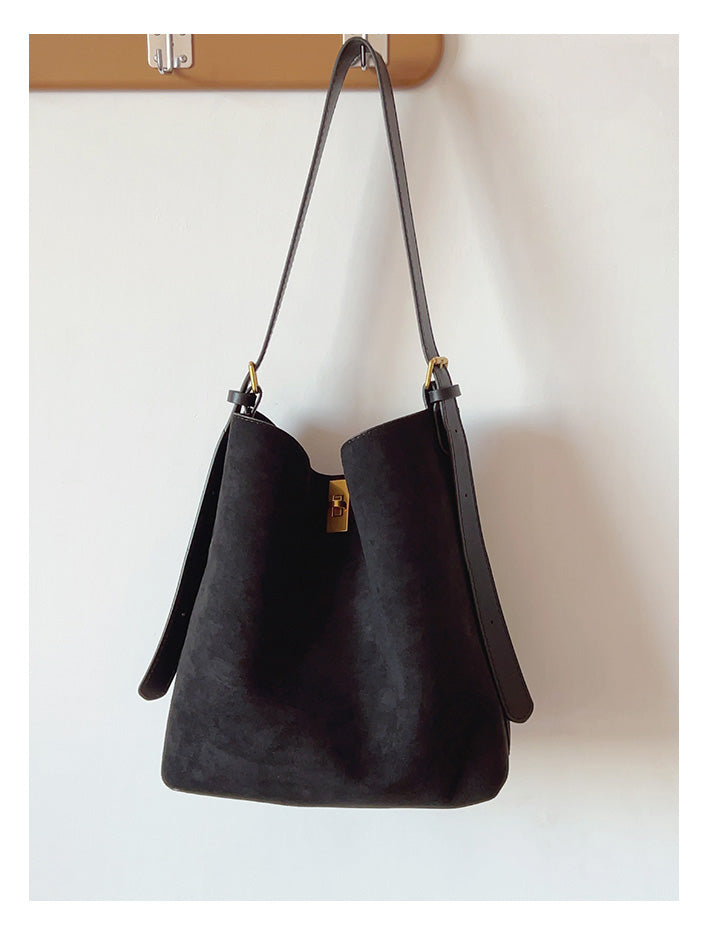 Women’s Soft Leather Soft Suede Shoulder Bag for Everyday City Outfits