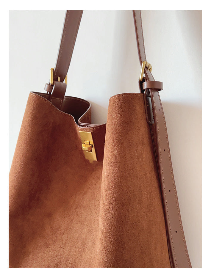 Women’s Soft Leather Soft Suede Shoulder Bag for Everyday City Outfits