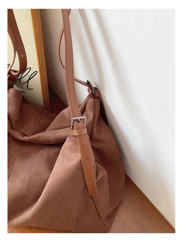 Women’s Soft Leather Soft Suede Shoulder Bag for Everyday City Outfits
