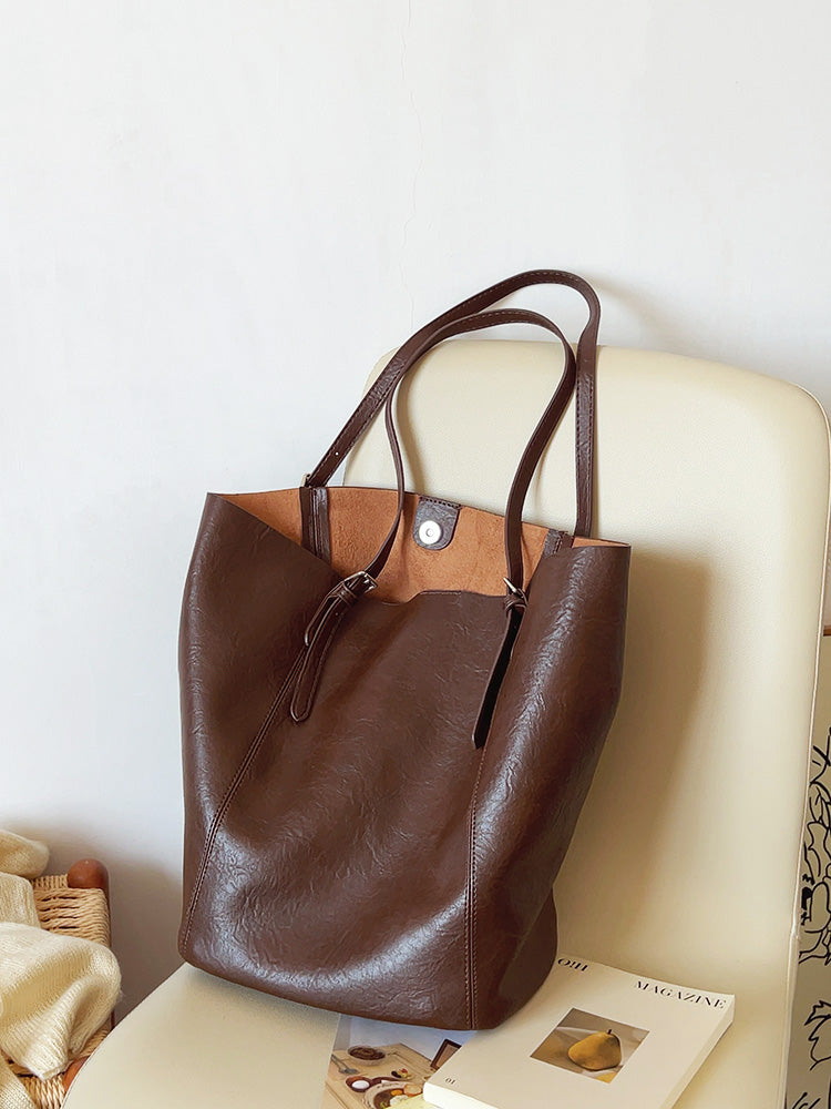 Women’s Simple Leather Tote Bag for Everyday City Outfits