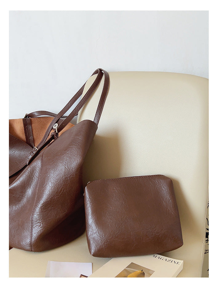 Women’s Simple Leather Tote Bag for Everyday City Outfits