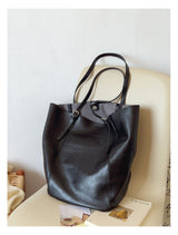 Women’s Simple Leather Tote Bag for Everyday City Outfits