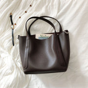 Women’s Leather Bucket Bag for Everyday City Outfits
