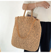Women’s Minimalistic Straw Woven Tote Bag for Beach, Vacation & Summer Outfits