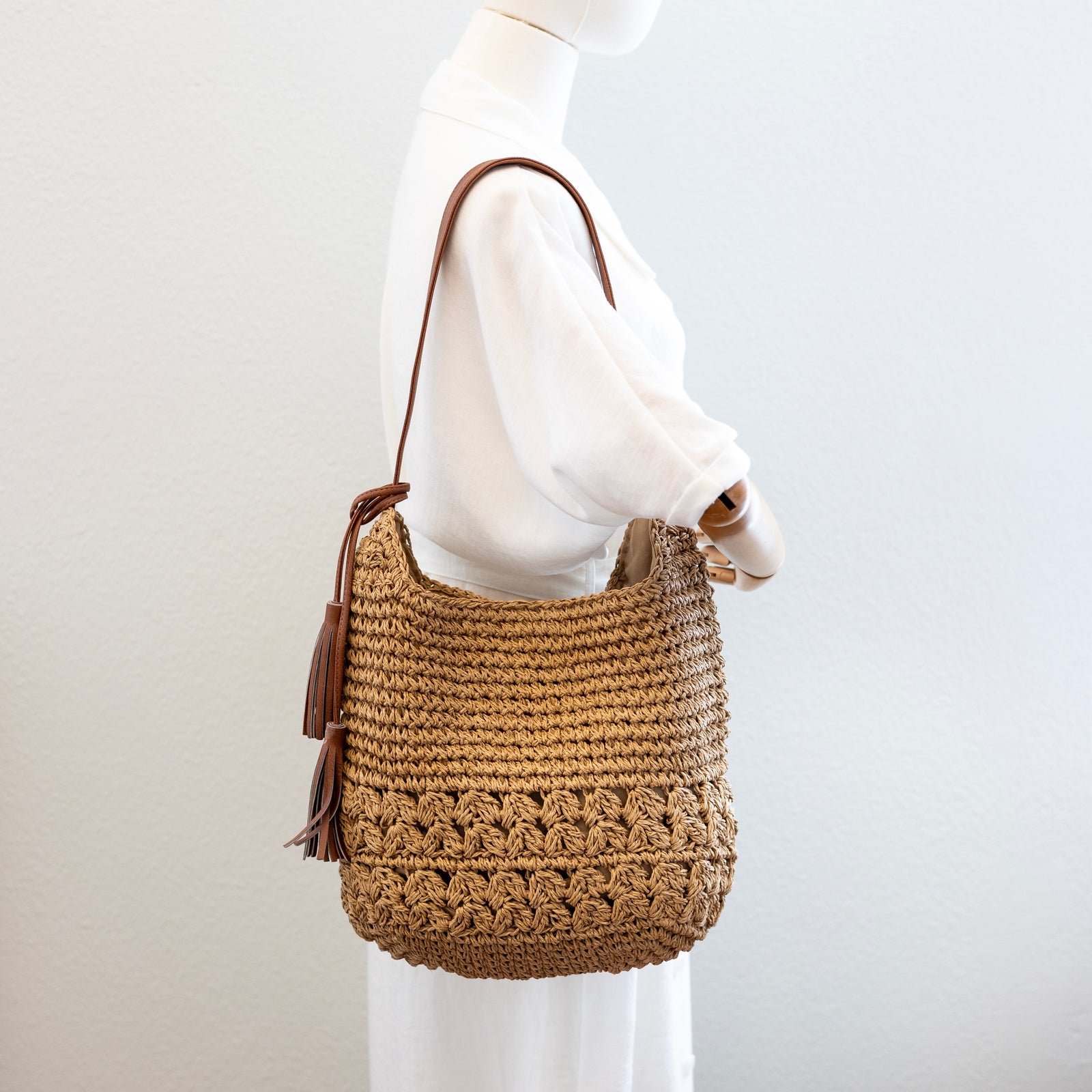 Women’s Straw Woven Tote for Beach, Vacation & Summer Outfits