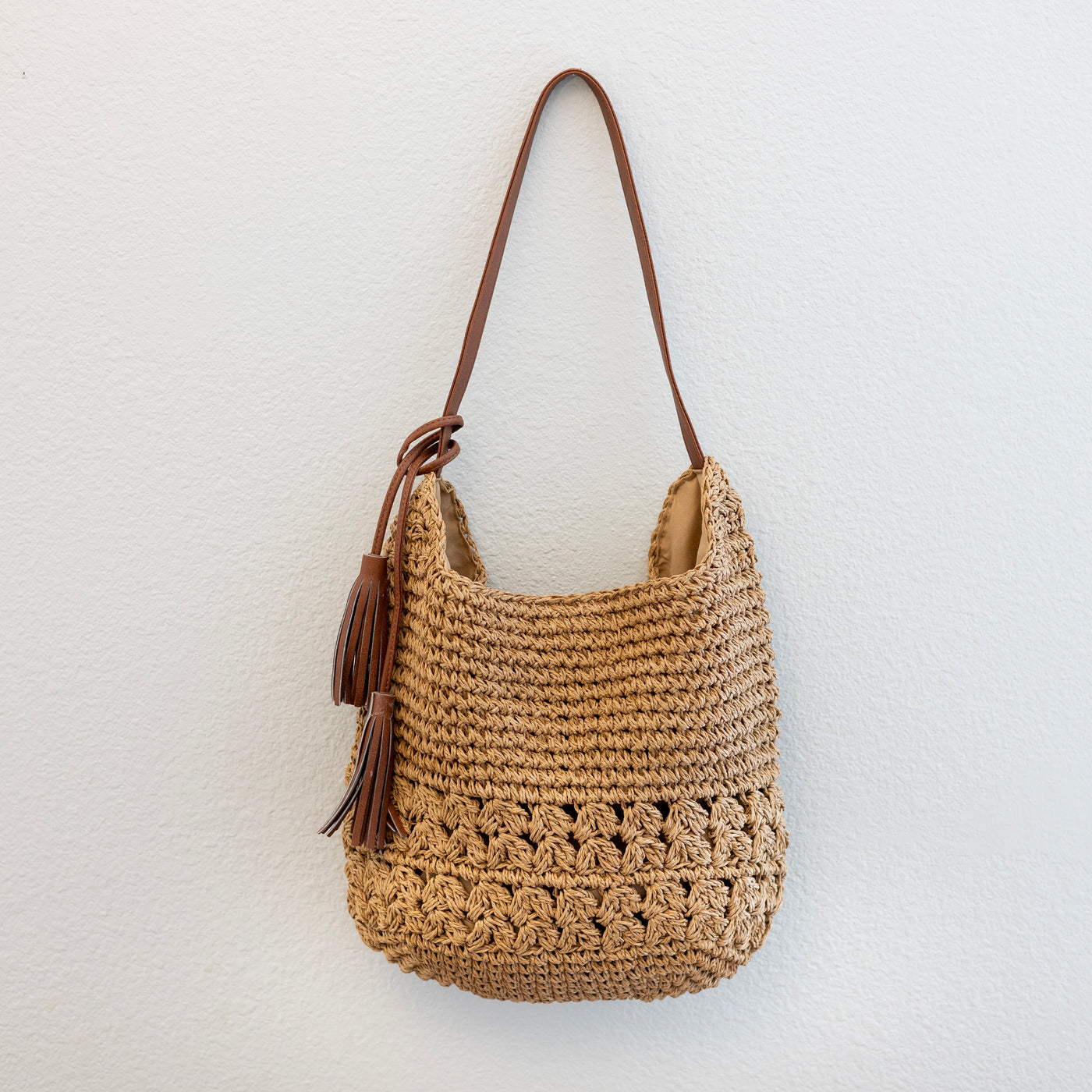Women’s Straw Woven Tote for Beach, Vacation & Summer Outfits