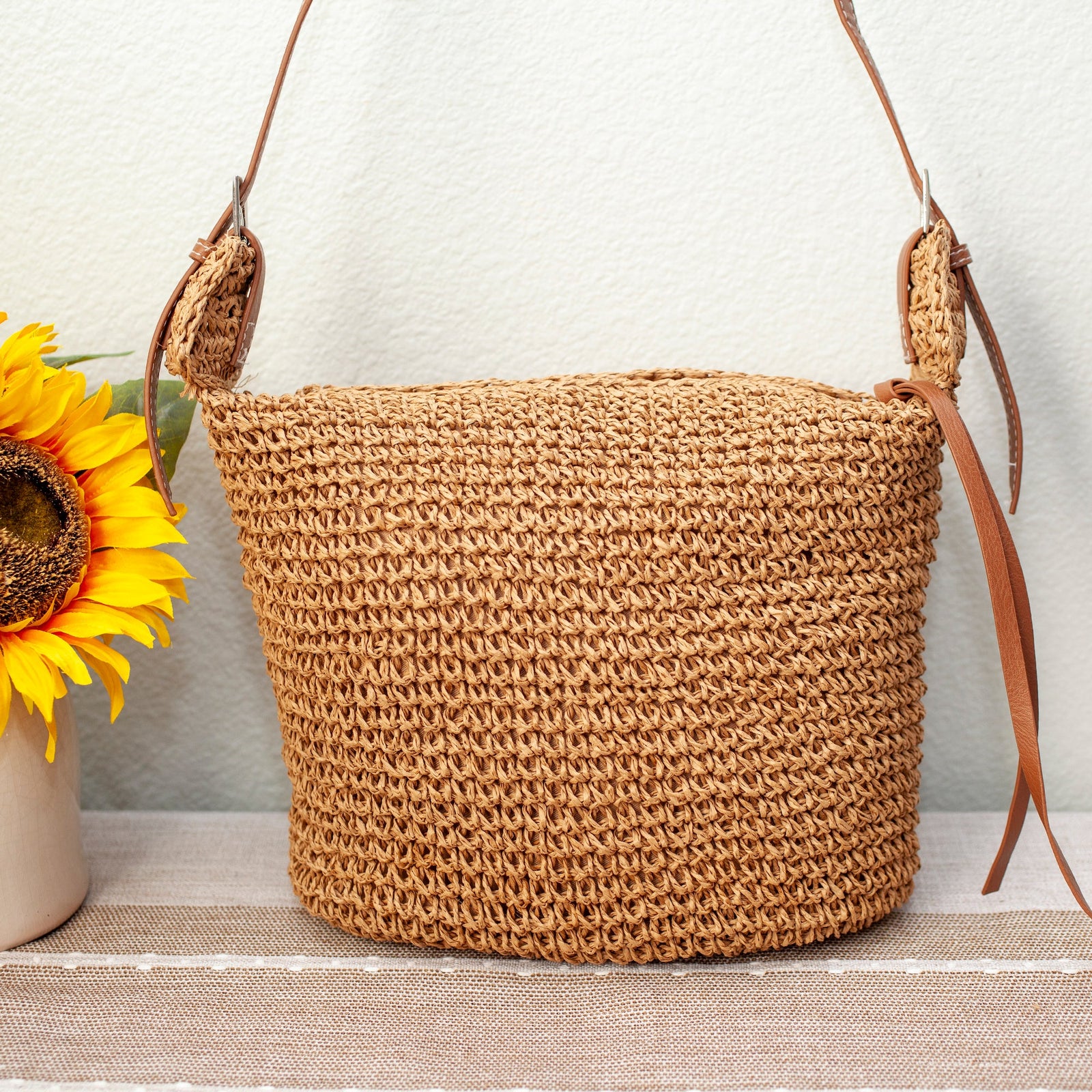 Women’s Straw Woven Crossbody Bag With Tassel Tote Bag for Beach, Vacation & Summer Outfits
