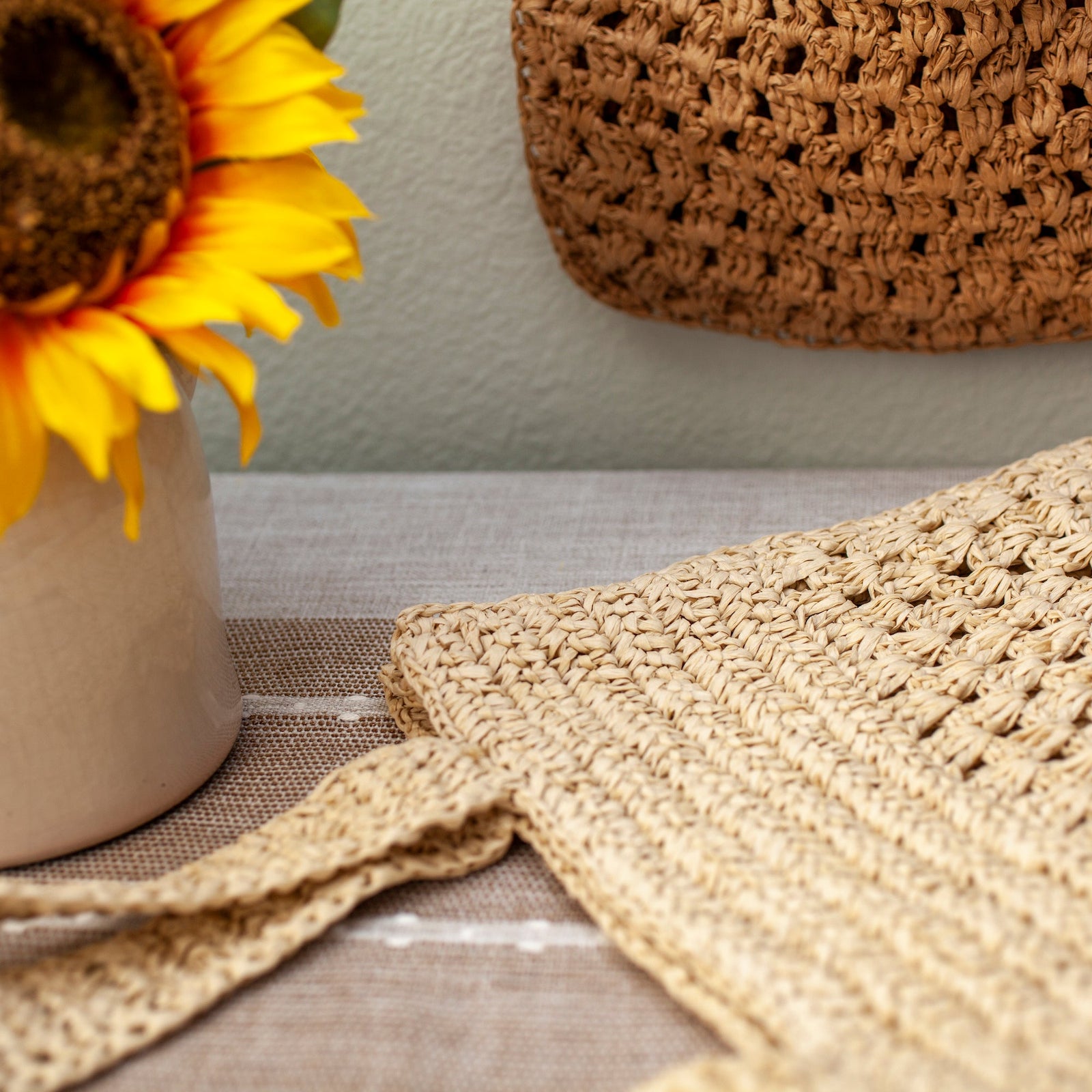 Women’s Straw Woven Summer Tote Bag for Beach, Vacation & Summer Outfits