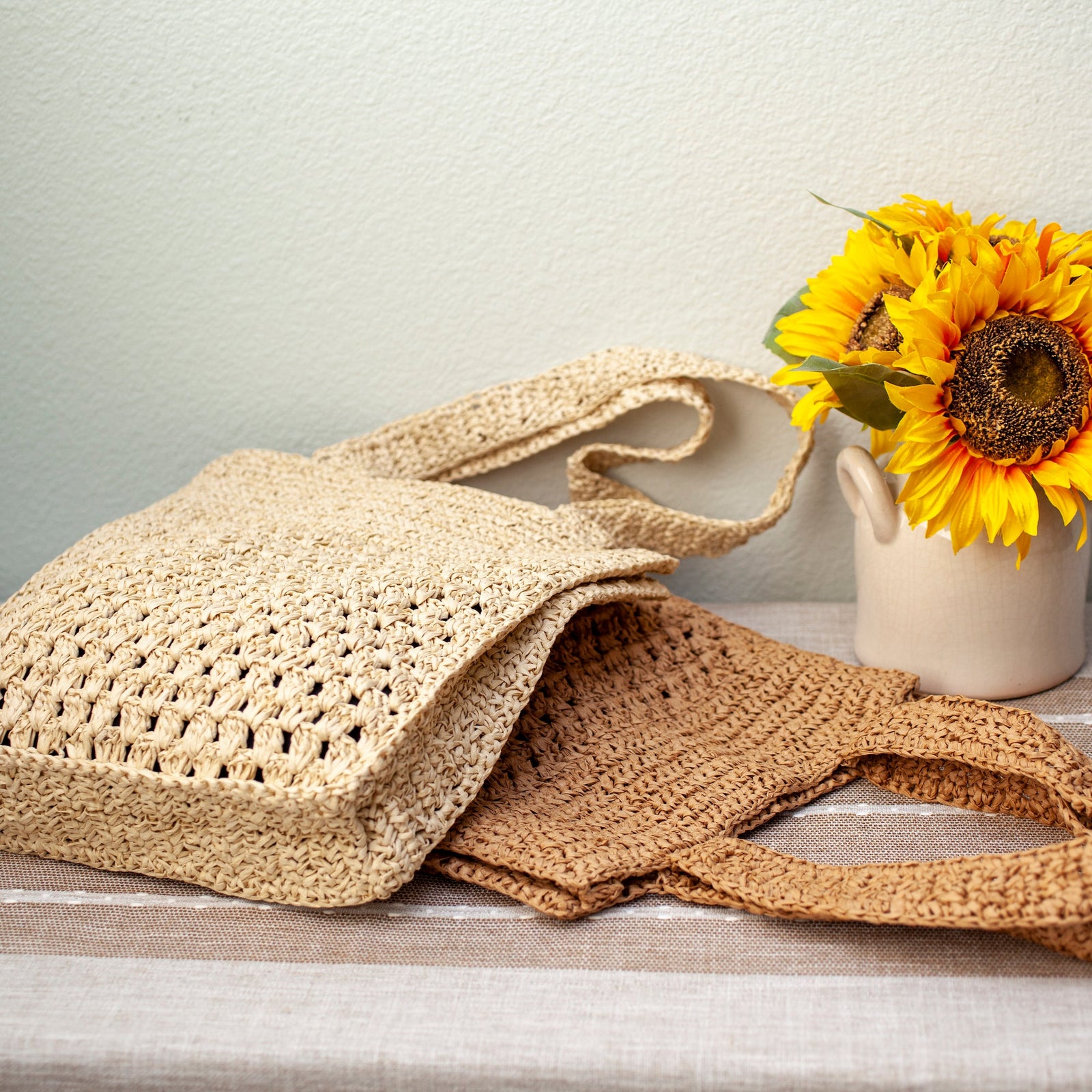 Women’s Straw Woven Summer Tote Bag for Beach, Vacation & Summer Outfits