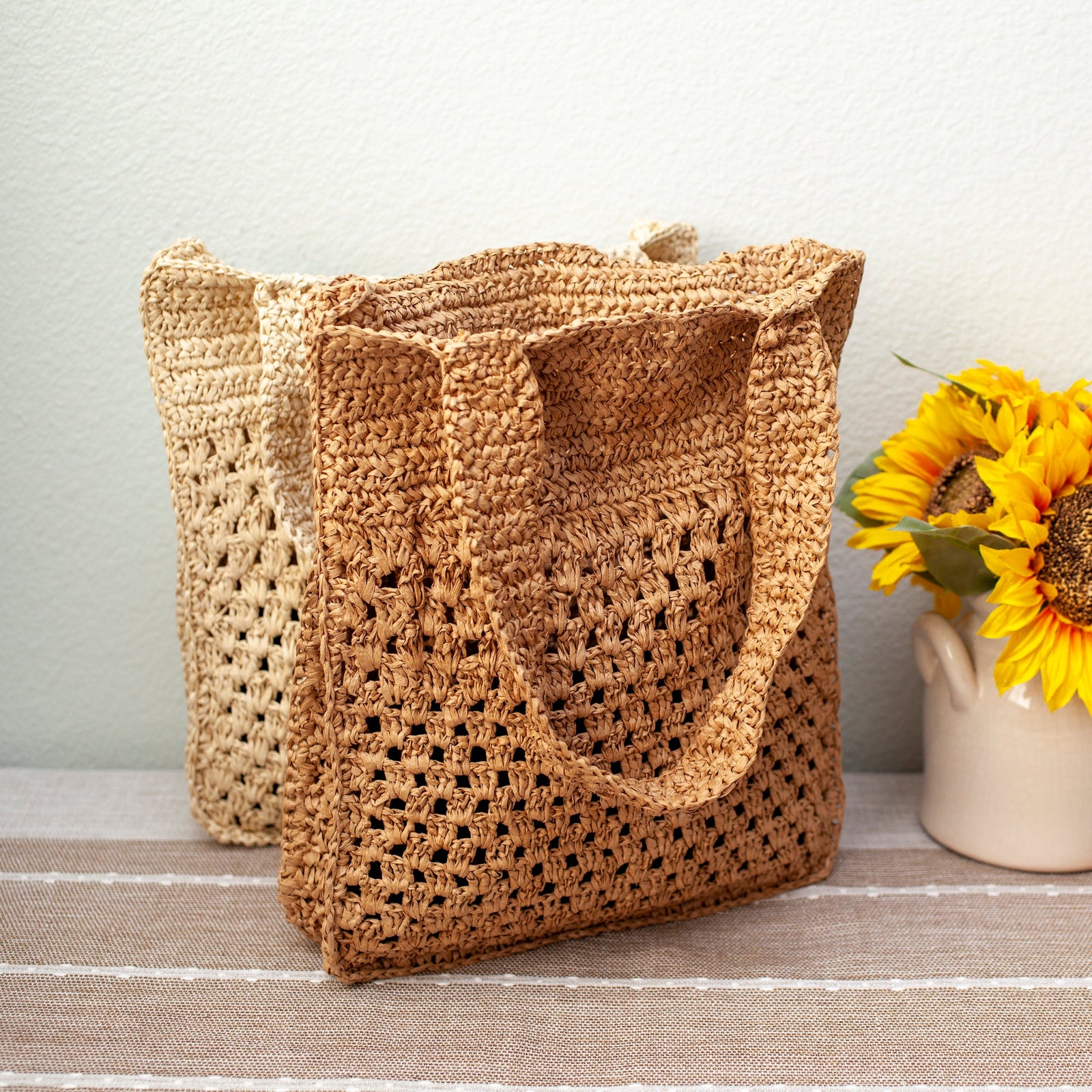 Women’s Straw Woven Summer Tote Bag for Beach, Vacation & Summer Outfits