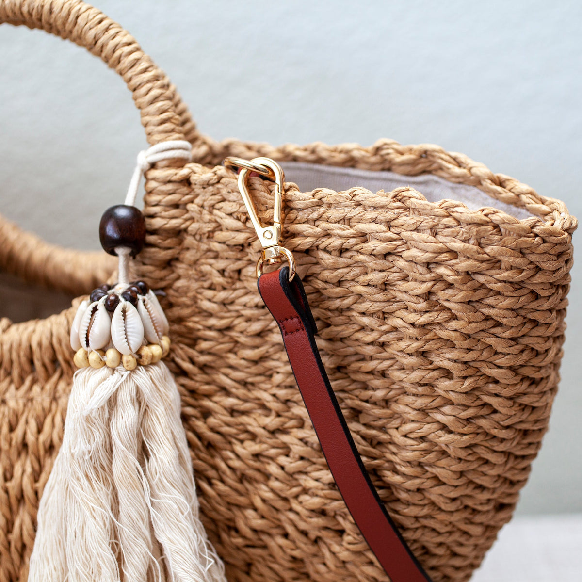 Women’s Summer Beach Straw Basket with Tassel Tote Bag for Beach, Vacation & Summer Outfits