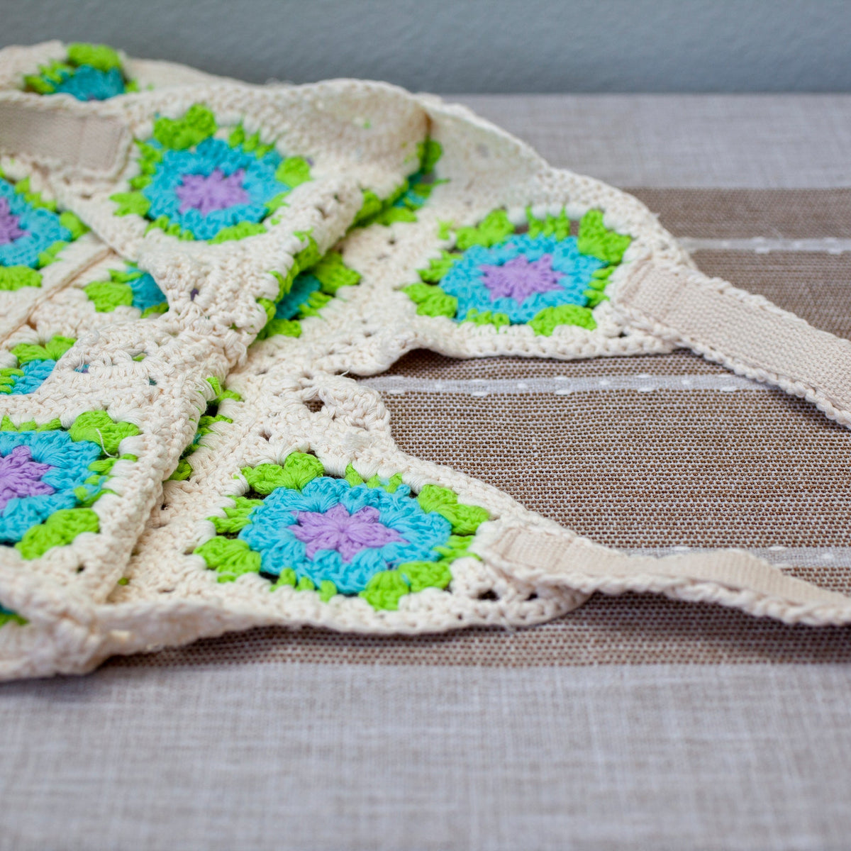 Women’s Artsy Knitted Granny Square Tote for Boho Everyday Style & Gifts