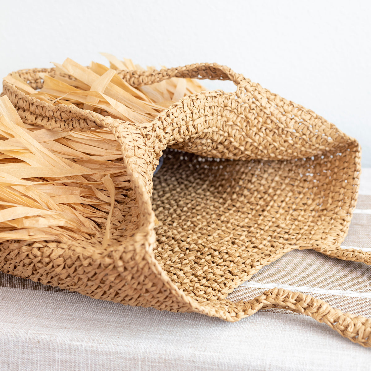 Women’s Large Straw Tote Bag with Tassels for Beach, Vacation & Summer Outfits