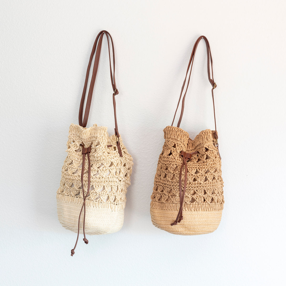 Women’s Summer Straw Bucket Bag Shoulder Bag for Beach, Vacation & Summer Outfits