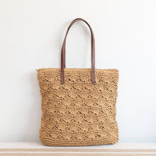 Women’s Straw Woven Summer Bag with Floral Designs Tote Bag for Beach, Vacation & Summer Outfits