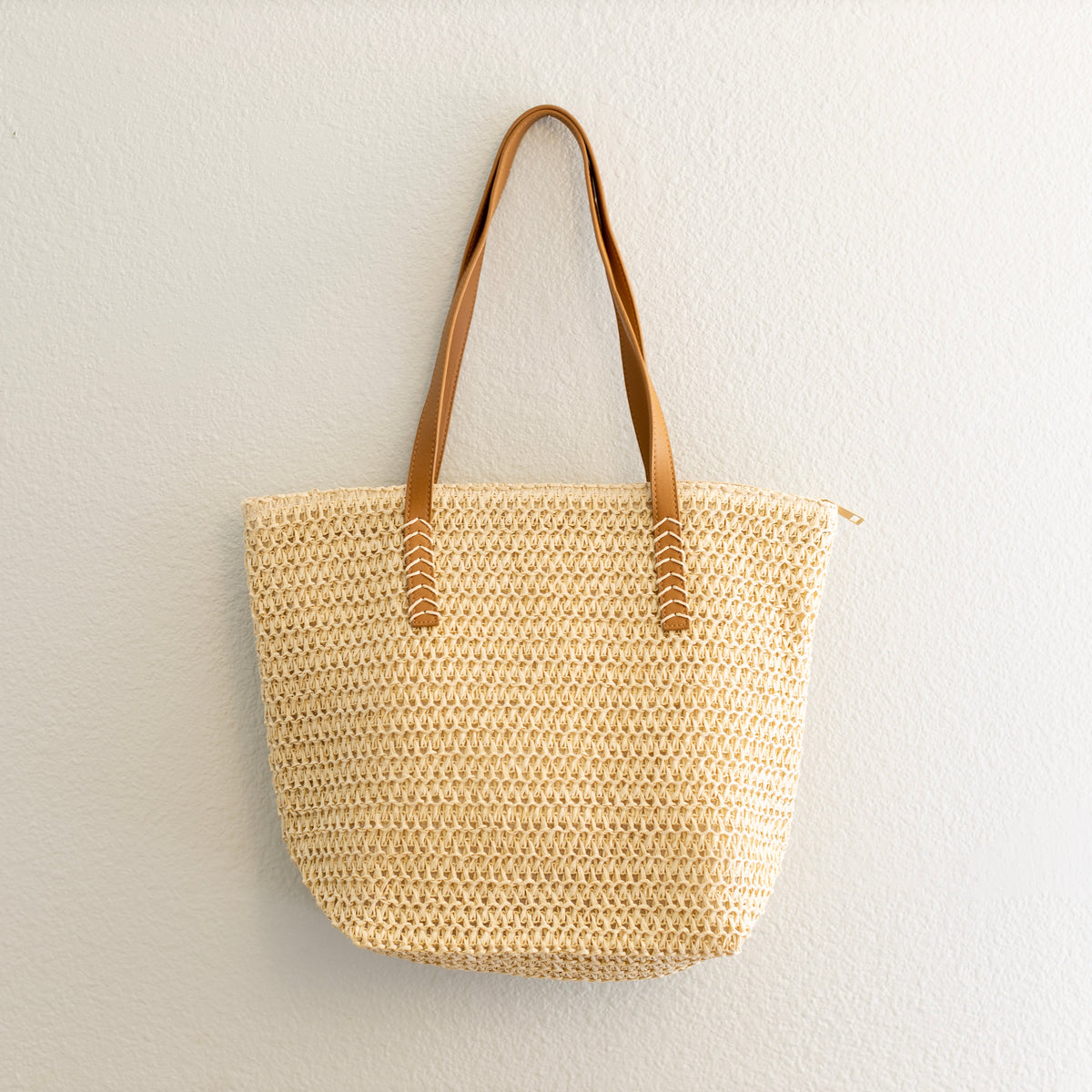 Women’s Straw Woven Tote Minimalist Summer Shoulder Bag for Beach, Vacation & Summer Outfits