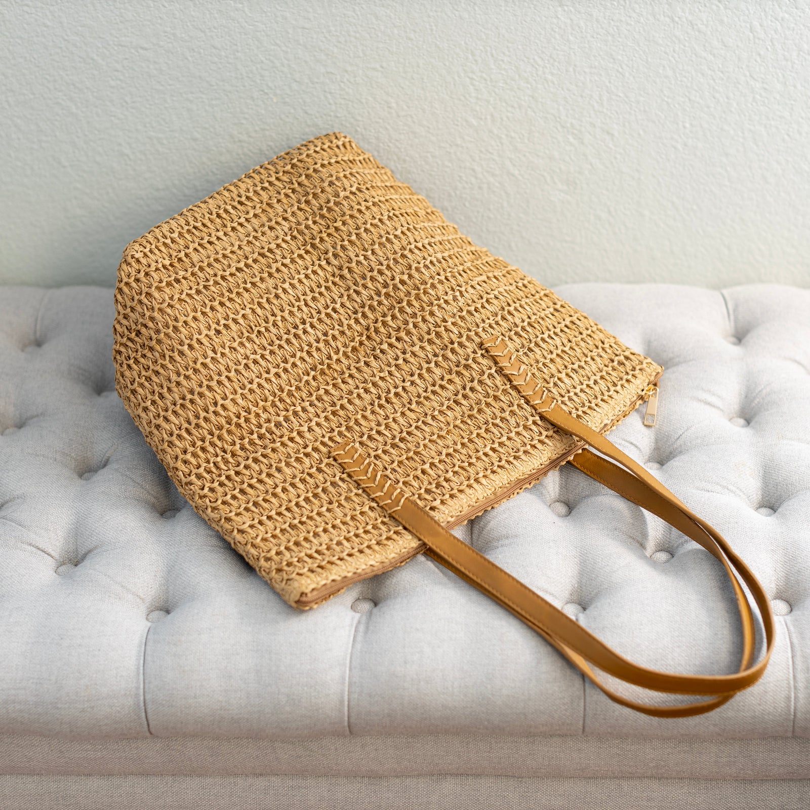 Women’s Straw Woven Tote Minimalist Summer Shoulder Bag for Beach, Vacation & Summer Outfits
