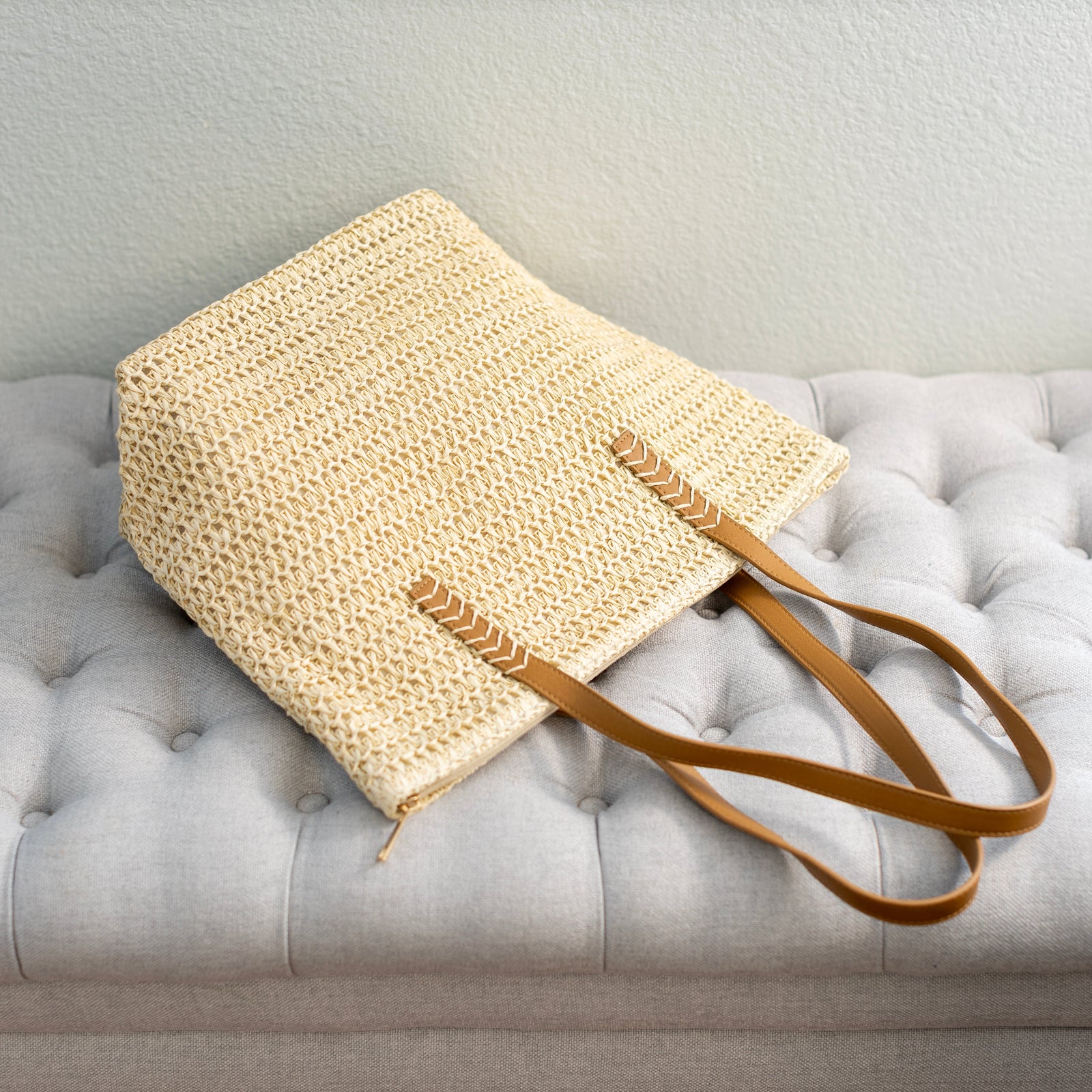 Women’s Straw Woven Tote Minimalist Summer Shoulder Bag for Beach, Vacation & Summer Outfits
