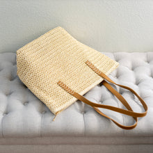 Women’s Straw Woven Tote Minimalist Summer Shoulder Bag for Beach, Vacation & Summer Outfits