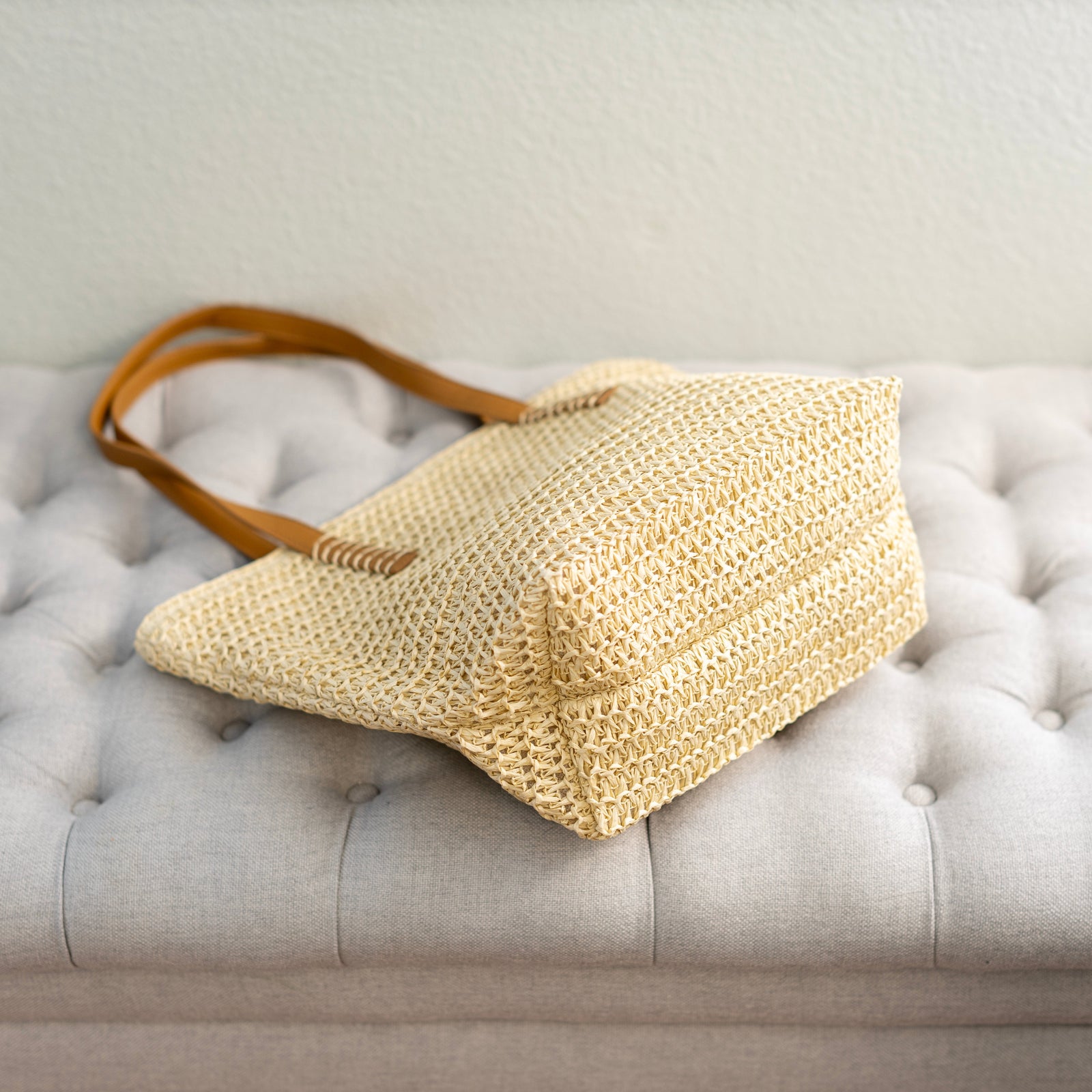Women’s Straw Woven Tote Minimalist Summer Shoulder Bag for Beach, Vacation & Summer Outfits