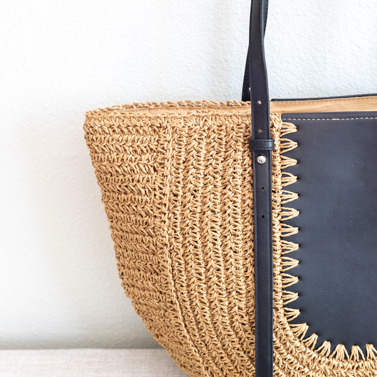 Women’s Large Straw Woven Round Tote with Brown Leather Accents for Beach, Vacation & Summer Outfits