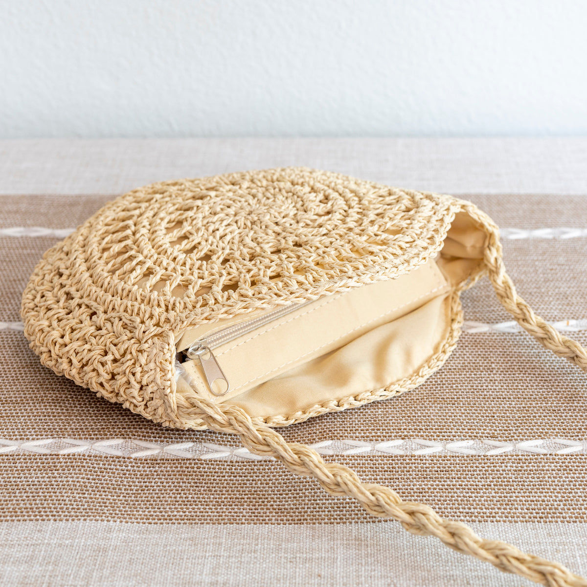 Women’s Boho Straw Woven Round Tote for Beach, Vacation & Summer Outfits