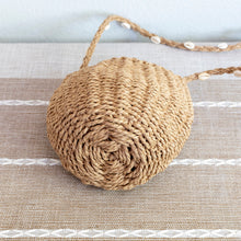 Women’s Straw Shoulder Bag with Sea Shells Strap for Beach, Vacation & Summer Outfits