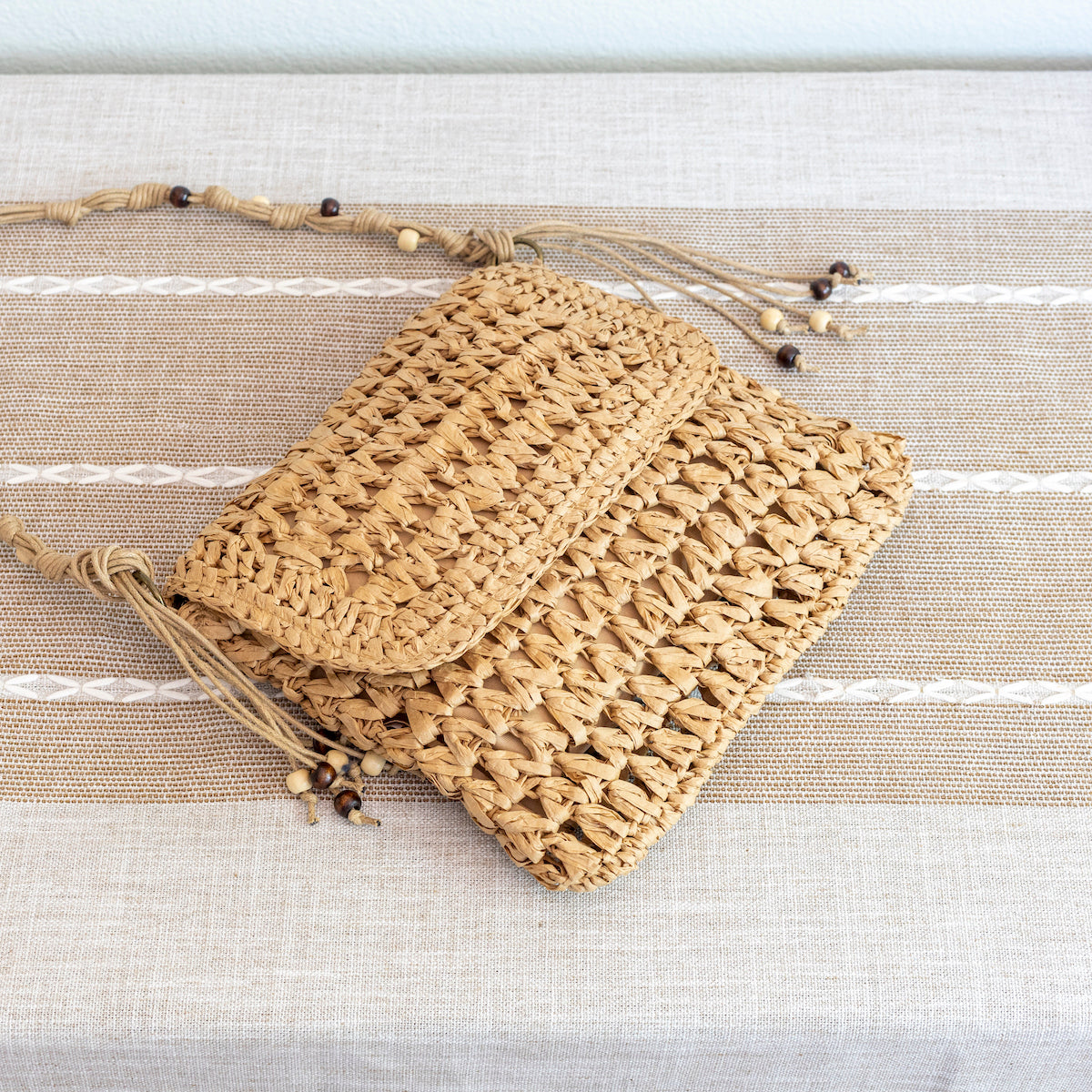 Women’s Boho Straw Square Messenger Purse with Tassel for Beach, Vacation & Summer Outfits