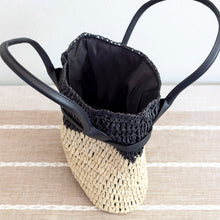 Damen-Umhängetasche aus Stroh mit Henkel und Lederakzenten, Beuteltasche für Strand, Urlaub und Sommer-Outfits