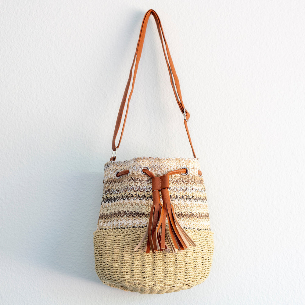 Women’s Retro Straw Bucket Shoulder Bag for Beach, Vacation & Summer Outfits
