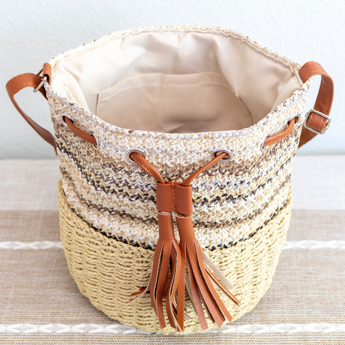 Women’s Retro Straw Bucket Shoulder Bag for Beach, Vacation & Summer Outfits