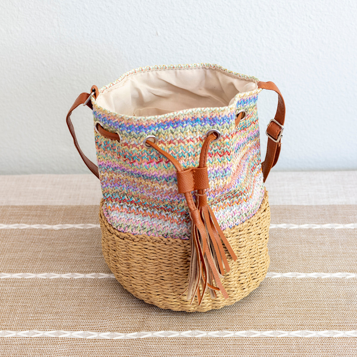 Women’s Retro Straw Bucket Shoulder Bag for Beach, Vacation & Summer Outfits