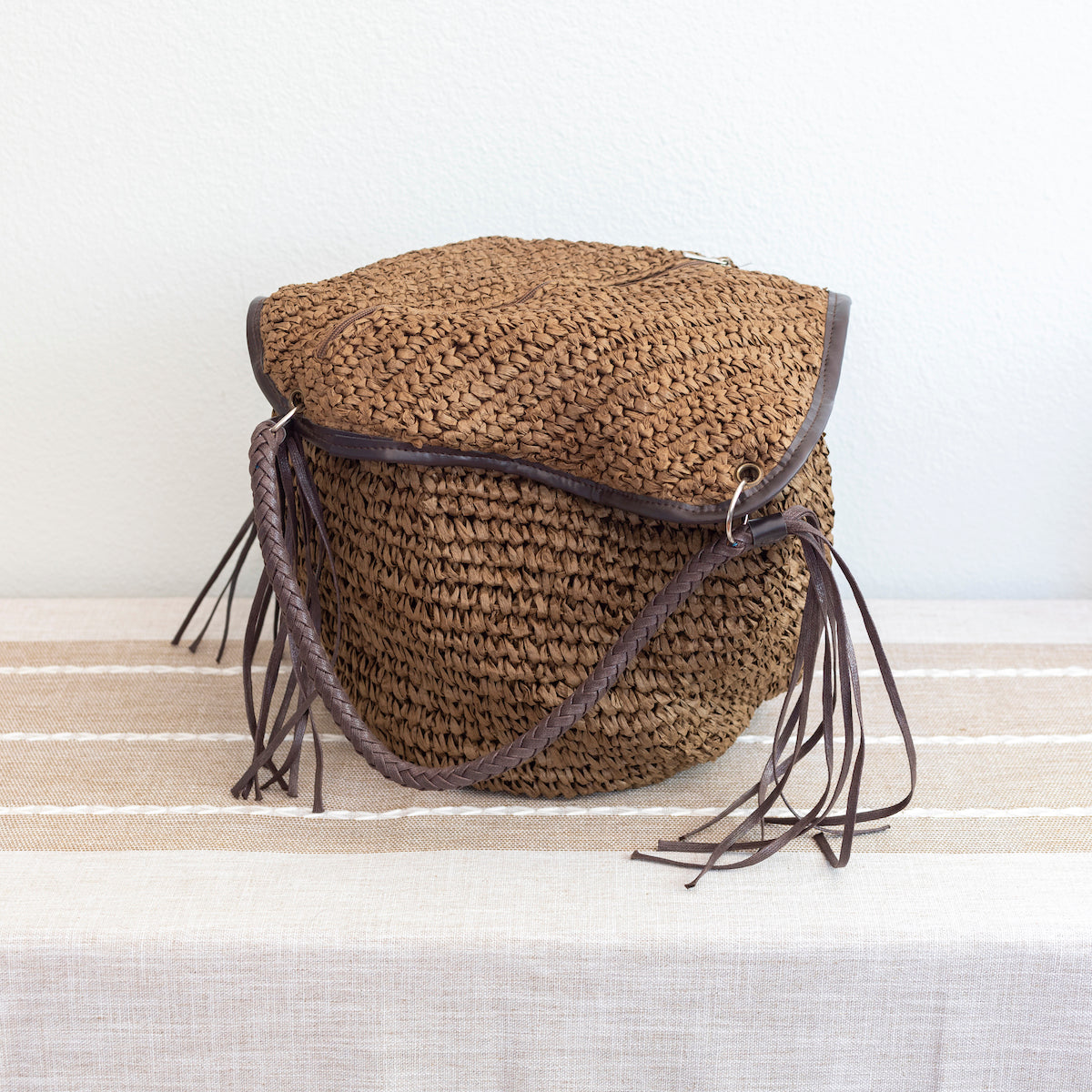 Women’s Large Straw Woven Bucket Tote Bag for Beach, Vacation & Summer Outfits