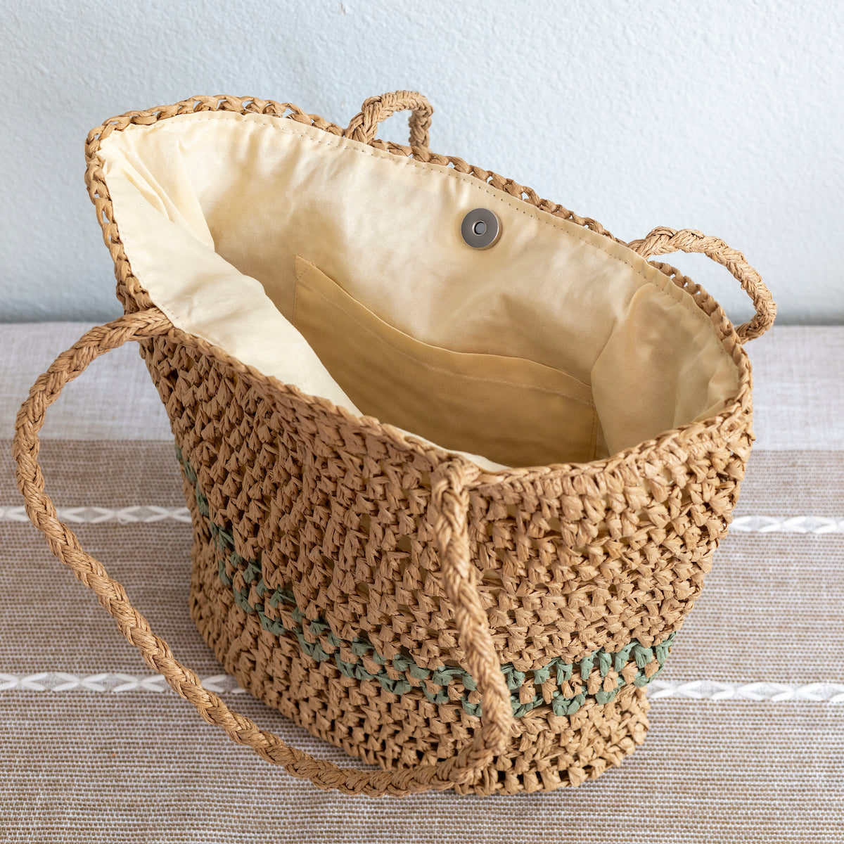 Women’s Lightweight Straw Woven Summer Tote for Beach, Vacation & Summer Outfits
